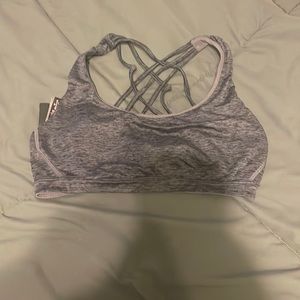 VS sports bra